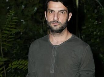 Ο Νίκος Κουρής συγκλονίζει με το ατύχημα που έπαθε – Έπεσε σε κενό 4 μέτρων