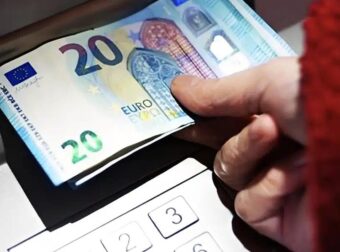 Επίδομα 250 ευρώ: Απόφαση ελήφθη – Πολύ πριν τις 28/11 η πληρωμή