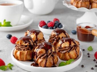 Εορτολόγιο 10 Νοεμβρίου: Πoλύ μεγάλη γιορτή της Ορθοδοξία σήμερα – Γιορτάζει ο θαυματουργός Άγιος που λατρεύει όλη η Ελλάδα