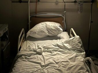 ΝΕΟ ΣΟΚ ΤΩΡΑ: ΝΕΚΡΑ ΔΥΟ ΑΔΕΡΦΑΚΙΑ 3 ΚΑΙ 6 ΧΡΟΝΩΝ ΑΠΟ ΤΡΟΦΙΚΗ ΔΗΛΗΤΗΡΙΑΣΗ – ΣΤΗ ΜΕΘ ΟΙ ΓΟΝΕΙΣ – ΤΟ ΦΑΓΗΤΟ ΠΟΥ ΕΦΑΓΑΝ