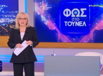 Μαυροντυμένη, με μαύρα γυαλιά…: Συγκινημένη η Αγγελική Νικολούλη στην 1η εκπομπή μετά τον θάνατο της μάνας της, τι είπε στους τηλεθεατές