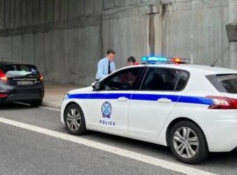 Γνωστή δημοσιογράφος συνελήφθη σε «μπλόκο» για αλκοτέστ – Έβρισε και απείλησε αστυνομικούς