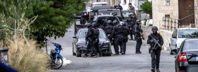ΣΟΚ: ΤΟΝ ΣΥΝΕΛΑΒΑΝ ΤΩΡΑ ΣΤΑ ΒΟΡΙΖΙΑ