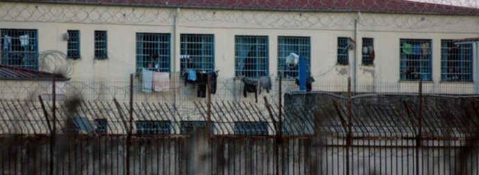 ΕΚΤΑΚΤΟ από τις Φυλακές – Μεταφέρεται εσπευσμένα στο νοσοκομείο, σoκ