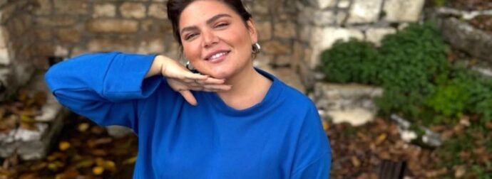 Αγνώριστη η Δανάη Μπάρκα : Πιο αδυνατισμένη και ανανεωμένη από ποτέ