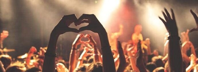 Ακυρώνει τις προγραμματισμένες της εμφανίσεις – Η ανάρτησή της