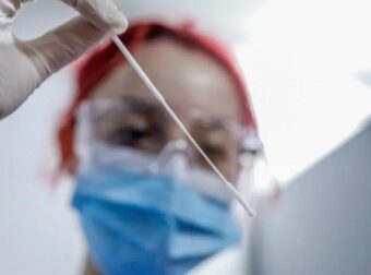 Εφιαλτική πρόβλεψη από το Ινστιτούτο Παστέρ: Η γρίπη των πτηνών μπορεί να προκαλέσει πανδημία χειρότερη του κορονοϊού