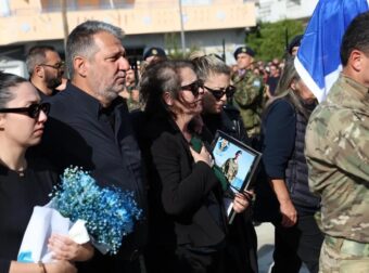 Ανατριχίλα: Το σπαρακτικό γράμμα που έστειλαν οι φαντάροι της Ελλάδας στον πατέρα του 19χρονου Ραφαήλ