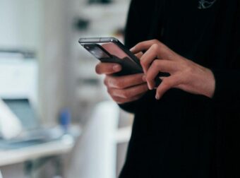 IRIS: Τι αλλάζει από τον Δεκέμβριο στις πληρωμές – «Τσουχτερά» πρόστιμα στους παραβάτες