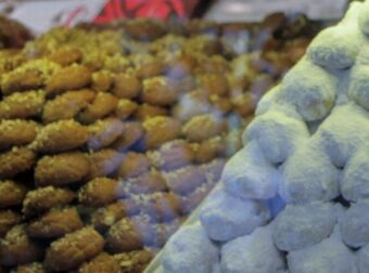 Που θα φτάσουν οι τιμές για μελομακάρονα και κουραμπιέδες