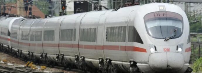EKTAKTH ΕΙΔΗΣΗ ΤΩΡΑ ΓΙΑ ΑΜΑΞΟΣΤΟΙΧΙΑ INTERCITY ME 400 EΠΙΒΑΤΕΣ ΣΤΟΥΣ ΑΓΙΟΥΣ ΑΝΑΡΓΥΡΟΥΣ