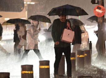 Κακοκαιρία: Ισχυρός πυρήνας καταιγίδας στη Δυτ. Αττική – Στο «κόκκινο» 7 περιοχές τις επόμενες ώρες