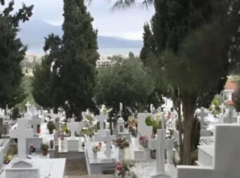 Σοκ στο νεκροταφείο Καλαμαριάς – Πήγε να κάνει εκταφή τον πατέρα του και είδε να τον μεταφέρουν τυλιγμένο σε σεντόνι μέσα σε…