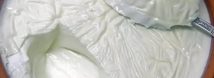 Τι ώρα να τρώτε γιαούρτι για καλύτερη υγεία… του εντέρου και πιο πολλά χρόνια ζωής