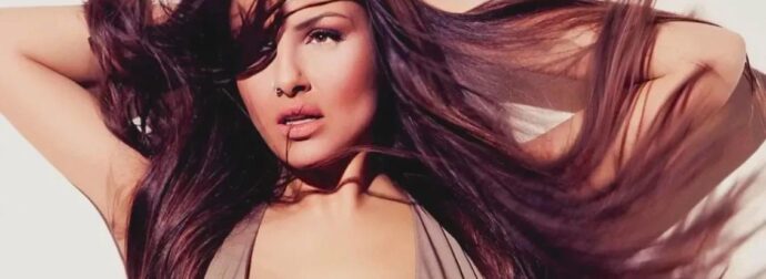 "Έλενα σε ψάχνουμε" Όλο το Διαδίκτυο περιμένει να μάθει τι έγινε με την Παπαρίζου