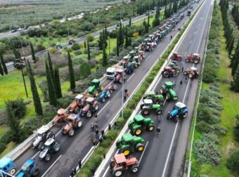 ΕΚΤΑΚΤΟ! ΤΕΛΙΚΑ ΟΙ ΑΓΡΟΤΕΣ ΑΠΟΧΩΡΟΥΝ