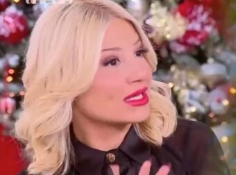 Σε σoκ η Φαίη Σκορδά – Ανακοίνωσε τον χωρισμό της on air στην εκπομπή