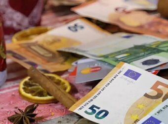 Συνταξιούχοι: Τα τέσσερα «δώρα» που θα πάρουν την Πρωτοχρονιά