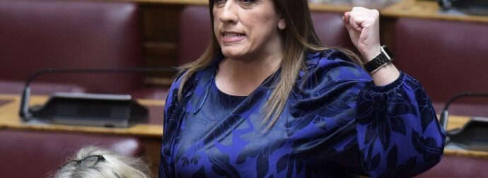 Χαμός με Κωνσταντοπούλου LIVE σε εκπομπή της Χρηστίδου, αποχώρησε έξαλλη – «Είναι άθλιο αυτό που κάνεις»