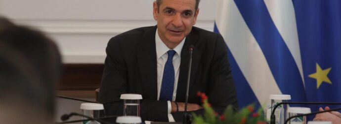 EKTAKTO: ΤΟ ΑΝΑΚΟΙΝΩΣΕ Ο ΜΗΤΣΟΤΑΚΗΣ ΓΙΑ ΤΑ ΜΠΛΟΚΑ ΤΩΝ ΑΓΡΟΤΩΝ