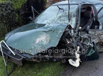 Τραγωδία ανήμερα τα Χριστούγεννα: Σκοτώθηκε 20χρονος σε μετωπική σύγκρουση (video)