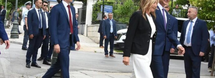 Μαρέβα Μητσοτάκη: Η συγκινητική κίνηση στη Μαρία Σάκκαρη μετά τον αρραβώνα με τον γιο της, Κωνσταντίνο