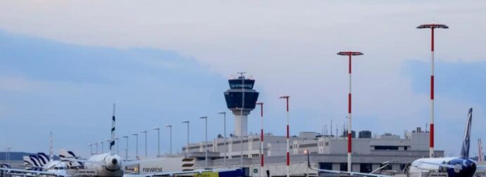 ΕΚΤΑΚΤΟ ΤΩΡΑ: ΧΑΟΣ ΣΤΟ ΕΛ. ΒΕΝΙΖΕΛΟΣ