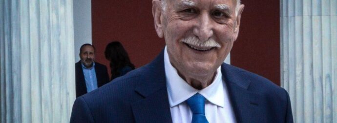 Γιώργος Παπαδάκης: Το χρονικό της τραγωδίας – Η αδιαθεσία στο σπίτι και η μάχη των γιατρών επί 64 λεπτά