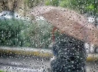 Καιρός: Έκτακτo δελτίο επιδείνωσης από την ΕΜΥ – Πού θα σημειωθούν ισχυρές βροχές και καταιγίδες