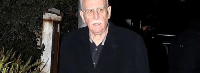 Παπαδάκης: Τι είναι το οξύ έμφραγμα του μυοκαρδίου από το οποίο πέθανε – Ποια είναι τα βασικά συμπτώματα