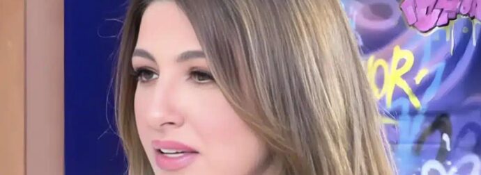 Έλενα Παπαρίζου: Άκρως αδυνατισμένη στο πλατό της Γερμανού – Μιλά πρώτη φορά για το πρόβλημα υγεία της