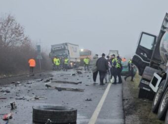 ΟΥΤΕ ΑΛΚΟΟΛ, ΟΥΤΕ ΛΑΣΤΙΧΟ: ΓΙ ΑΥΤΟ ΜΠΗΚΕ ΣΤΟ ΑΝΤΙΘΕΤΟ ΡΕΥΜΑ ΤΟ ΜΟΙΡΑΙΟ ΒΑΝ ΤΟΥ ΠΑΟΚ