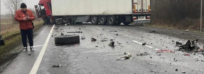 «2 λάστιχα ταυτόχρονα»: Το συνεργείο της ΕΡΤ έδειξε γιατί ο DN6 λέγεται «δρόμος του θανάτου»