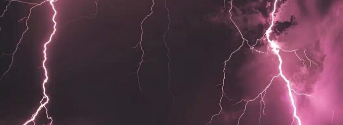 Άνοιξαν οι ουρανοί στην Αθήνα – Έφτασε η κακοκαιρία Κρίστιν – Πόσο θα διαρκέσει και πότε θα σταματήσει