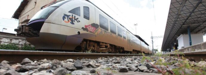 ΣΥΝΑΓΕΡΜΟΣ ΤΩΡΑ ΠΥΡΓΑΓΙΑ ΣΕ ΤΡΕΝΟ ΤΗΣ HELLENIC TRAIN ΜΕ 265 ΕΠΙΒΑΤΕΣ