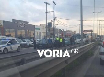 ΕΚΤΑΚΤΟ – Καραμπόλα οχημάτων – Κλειστά τα δύο ρεύματα