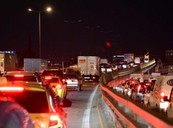 Κίνηση: Ταλαιπωρία στον Κηφισό – Ουρές στην κάθοδο λόγω τροχαίου