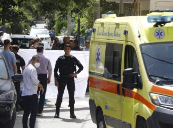 Σοκ στο Λουτράκι: Νεκρός 17χρονος από μαχαιριές και ένας 19χρονος τραυματίας