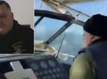 Σκιάθος: Βραβεύτηκε καπετάνιος που μετέφερε τρίχρονο εν μέσω θαλασσοταραχής στον Βόλο για να σωθεί