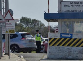 Συναγερμός στην Κύπρο: Ήχησαν ξανά σειρήνες στο Ακρωτήρι – Μήνυμα στους κατοίκους