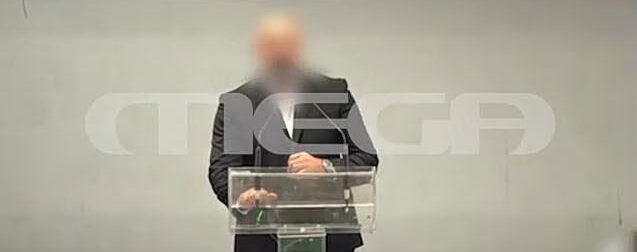 Λάρισα: Αυτός είναι ο αρχηγός της συμμορίας των Ρομά με τις χρυσές λίρες – Τα ιδιωτικά συμφωνητικά και οι απειλές