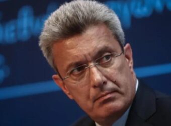 Σοβαρό επεισόδιο στο αεροδρόμιο με Χατζηνικολάου και γνωστό πολιτικό