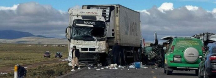 EKTAKTO: Τουλάχιστον 13 νεκροί σε τροχαίο αυτή τη στιγμή – σοκ