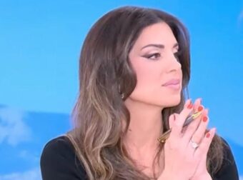 Μόλις το αποκάλυψε η Τσιμτσιλή για την υγεία της Παπαρίζου: «Αυτό είναι ένα μ..»