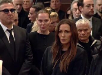 Τι σχολάζουν ολοι για την Δέσποινα Βανδή στην κηδεία της Μαρινέλλας – Το έπιασαν οι κάμερες