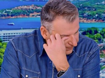 «Κάθε φορά που σε βλέπω δακρύζω»: Ξέσπασε σε κλάματα ο Γιώργος Λιάγκας στον αέρα του ΑΝΤ1