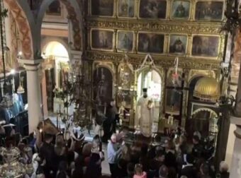 Σκηνές δέους στην Κέρκυρα: Έγινε η πρώτη Ανάσταση – Ο «σεισμός» μέσα στην εκκλησία που συγκλονίζει