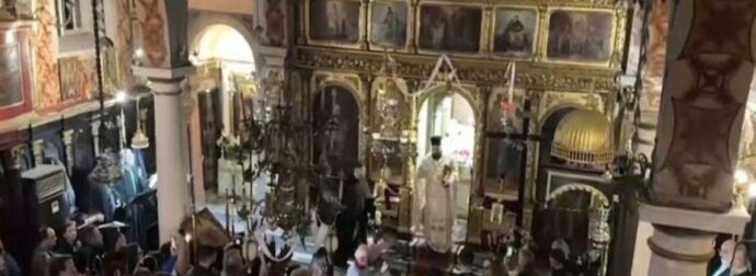 Σκηνές δέους στην Κέρκυρα: Έγινε η πρώτη Ανάσταση – Ο «σεισμός» μέσα στην εκκλησία που συγκλονίζει