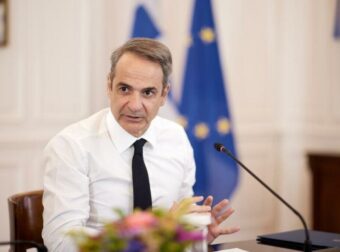 ΠΑΡΑΙΤΗΣΗ-ΒΟΜΒΑ πρωτοκλασσάτου υπουργού!