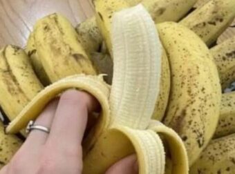 Τρως μπανάνα το βράδυ; Δες τι συμβαίνει στο σώμα σου